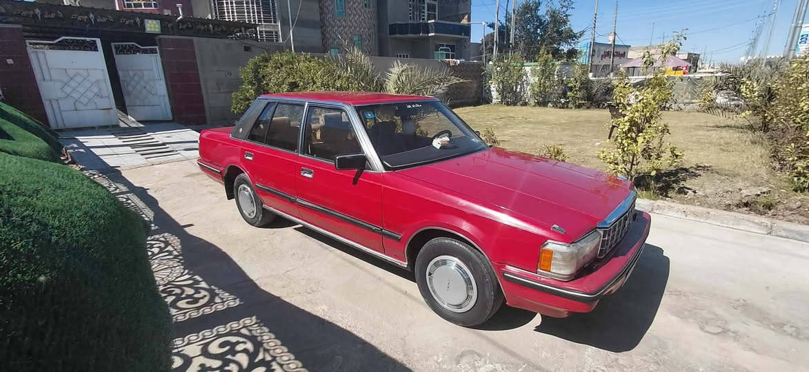 السلام عليكم
للبيع سوبر كراون 
الموديل ٨٥
كفاله عامه وضع شركه
رقم دولي 
السعر ٨٠ ورقه
للتواصل 
***********
