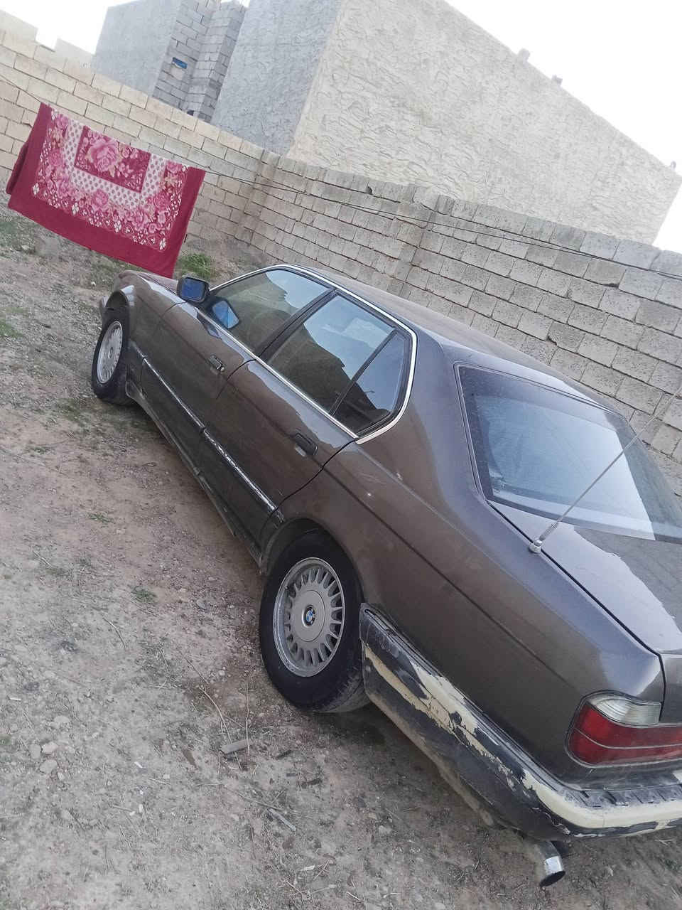 سلام عليكم ورحمة الله وبركاته بي إم 730 سته سلندر للبيع أو مراوس بي إم 525حسب القناعه موديل 1991 لايتات جدد زنون عالي وناصي بليل نهار ماشالله وهذا رقمي ***********
