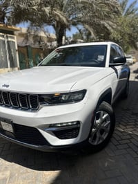 � للبيع Jeep Grand Cherokee 2023 ليمتد (LIMITED)  * 🔹 الموديل: 2023 * ...