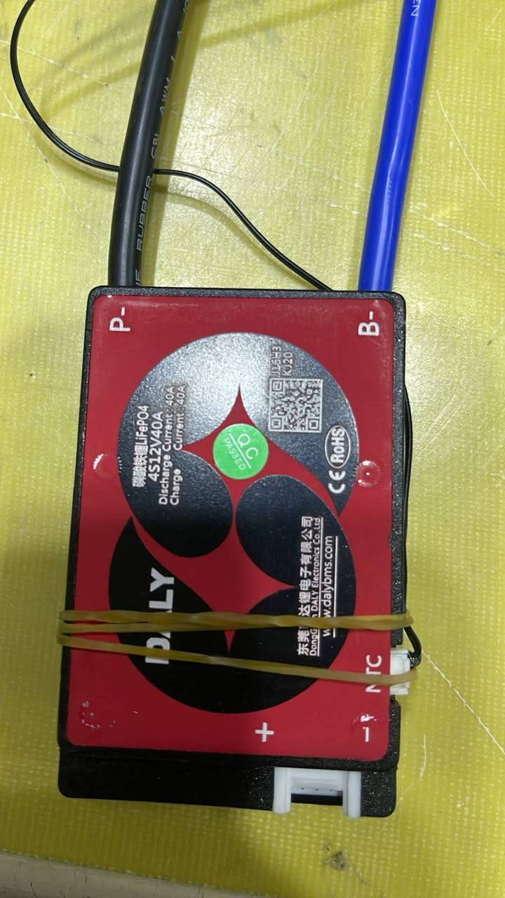 السلام عليكم 
تتوفر bms 
24 s 100a بسعر ٦٥ الف 
Bms 4s 40 a بسعر ٢٠الف 
4s 20 امبير بسعر ١٢ الف 
4s 40 smart بسعر ٤٠ الف


**إذا كنت صاحب هذا الإعلان وتريد حذفه لأي سبب، رجاءا أرسل رسالة إلى الدعم الفني**