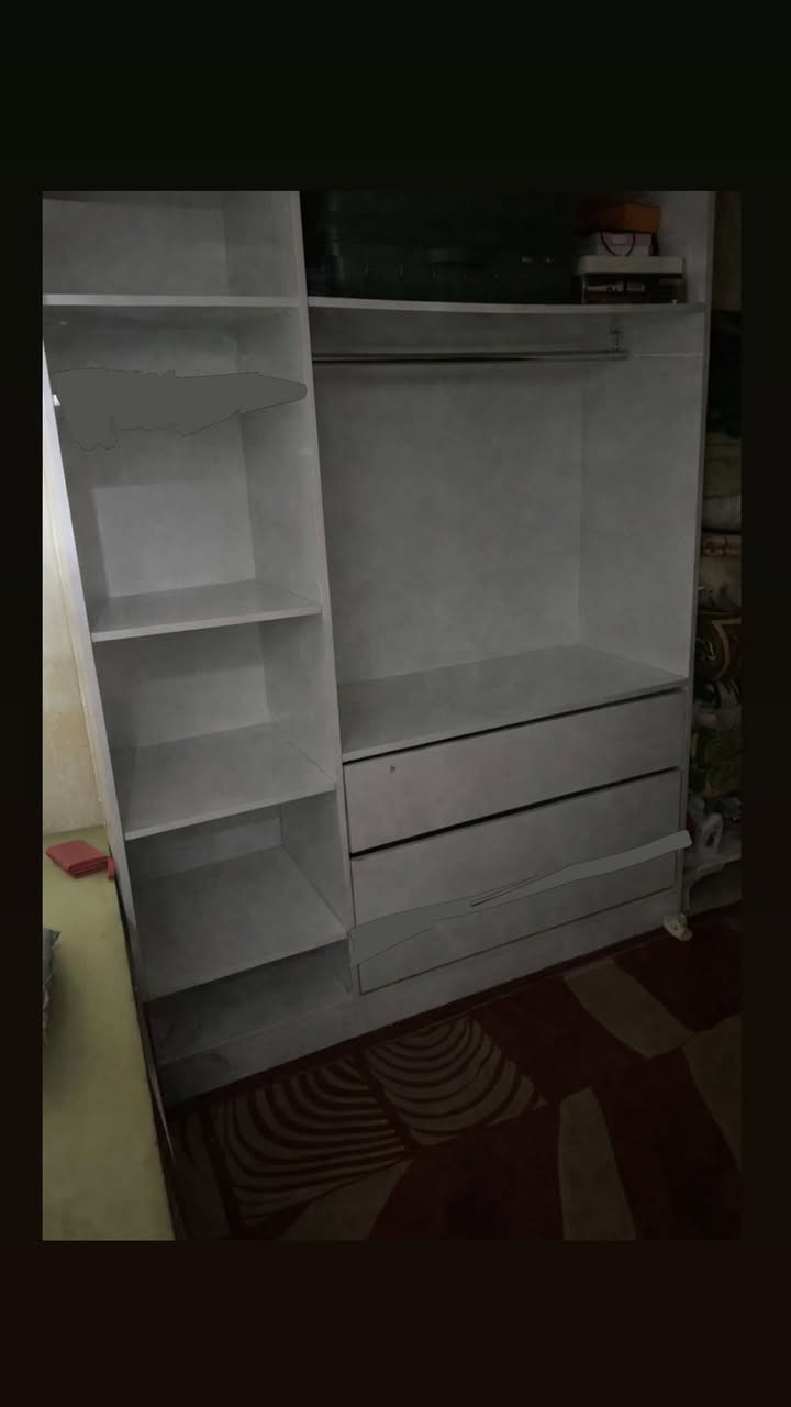 السلام عليكم
كنتور دزاين تركي بدون ابواب تصميم خاص وجرباية للبيع 
بسعر٤٠٠ وبيهم مجال 
للحجز والاستفسار خاص ✨🤎


**إذا كنت صاحب هذا الإعلان وتريد حذفه لأي سبب، رجاءا أرسل رسالة إلى الدعم الفني**