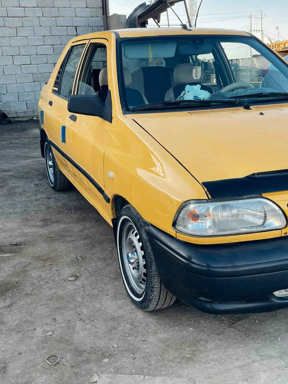 ‏سلام عليكم تحيه طيبه 
‏
‏سايبا للبيع  موديل 15 رقم بغداد 
‏
‏بيه جاملخ الايمن مصبوغ صفحه العبري 
‏مكينه بيه خيط بخار والسياره نعمه من الله امشي بيه وين ما تريد 
‏شاشه اندرويد شادله 
‏حداديه فول
‏كير مكفول  
‏تخم تايرات جدد
‏سنتر لوك قفل عن بعد 
‏سياره كشره نضيف واحلا من الصور 
‏هيئه غرامات مصفره بيه بحث وكلشي مصفر 
‏مكانه كربلاء 
‏
‏


**إذا كنت صاحب هذا الإعلان وتريد حذفه لأي سبب، رجاءا أرسل رسالة إلى الدعم الفني**