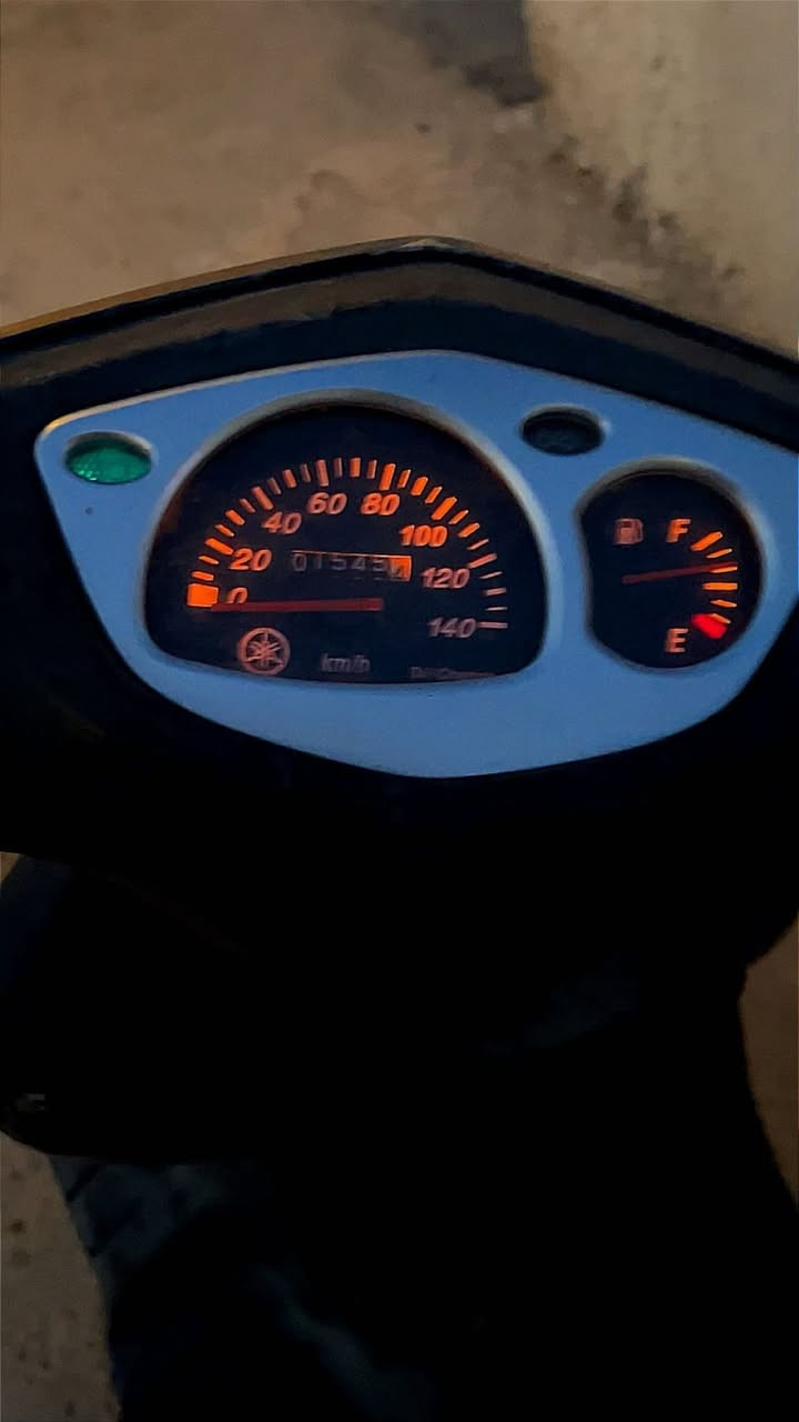 سلام عليكم دراجه للبيع سكنس نثيه شغاله كهرباىياته اشاره لايت دشبول عداد بانزين دراجه نضيفه كلش سعر 260وبيها مجال عنواني بغداد الدوره رقم التلفون ***********

