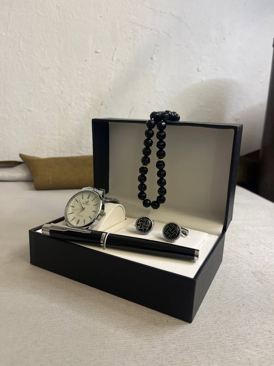 سعر 10 الاف مع العلبة توصيل ٢ الف


**إذا كنت صاحب هذا الإعلان وتريد حذفه لأي سبب، رجاءا أرسل رسالة إلى الدعم الفني**