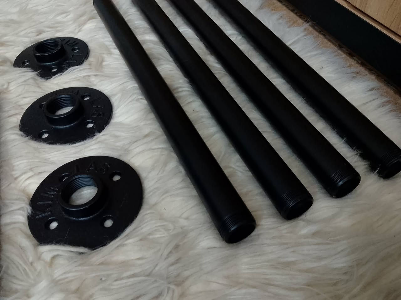 متوفر تعليك ملابس بوري 3/4 انج ثقيل مع الملحقات كاملة
موجود 2 سيت


**إذا كنت صاحب هذا الإعلان وتريد حذفه لأي سبب، رجاءا أرسل رسالة إلى الدعم الفني**