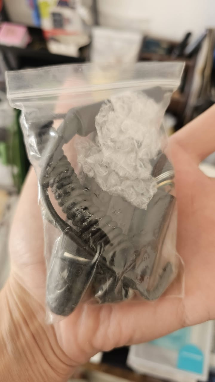 لايت حديد شحن 
+ ليزر 
متوفر توصيل


**إذا كنت صاحب هذا الإعلان وتريد حذفه لأي سبب، رجاءا أرسل رسالة إلى الدعم الفني**