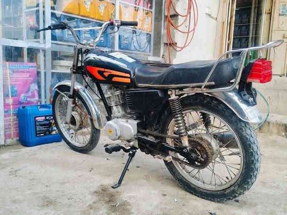 سلام عليكم دراجة نامه للبيع موديل 22 كلك مكانى كربلاء الحسينيه للاستفسار ***********
