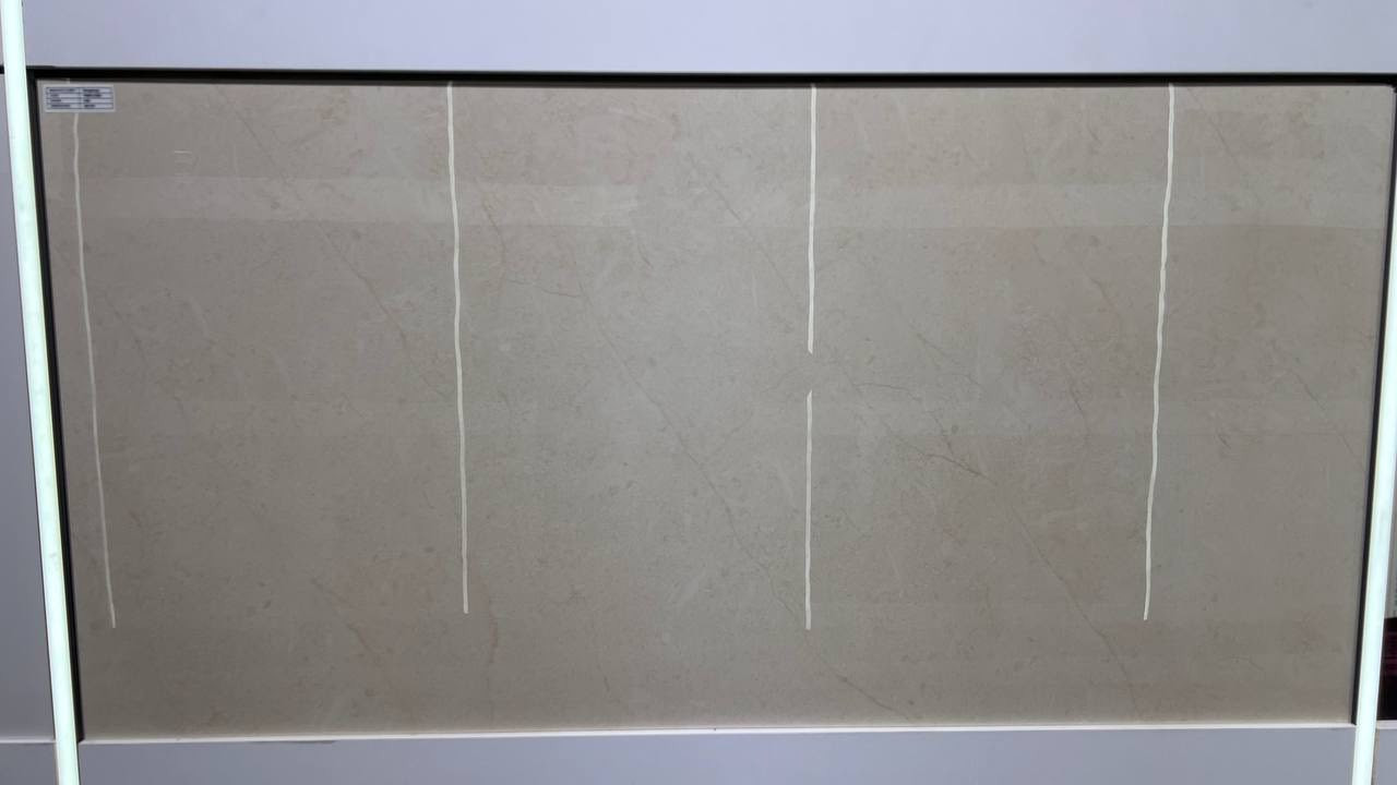 الأناقة تبدأ من هنا 🏠✨
بورسلين 60 × 120 سعودي 🇸🇦 المنشأ .
 ملمس فخم وتصميم يخطف الأنظار.
​متوفر الآن لدى الواحة للسيراميك .
لا تتردد في طلب استشارتنا لاختيار الأنسب لمنزلك.
العنوان : ديالى المقدادية الشارع العام مقابل قرية الحساوية 
للاستفسار 
***********
