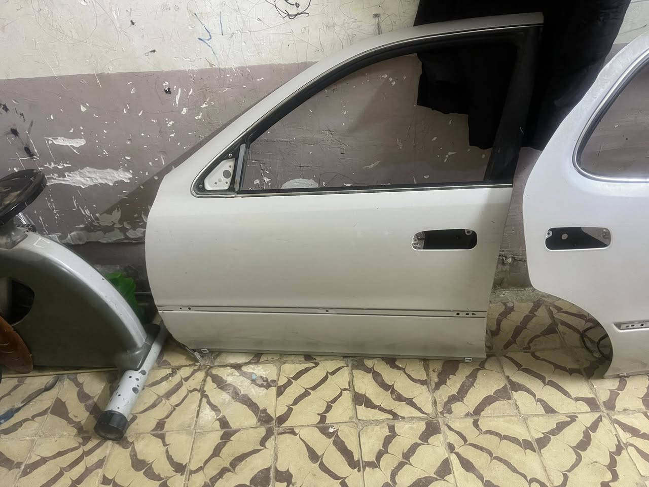 سلام عليكم شباب للبيع عنديبيبان ٤ كرسته نفخ لون لولؤي مال حاويه مامشدودات شتريتهن وبعت سياره ليريدهن ينتصل ***********
