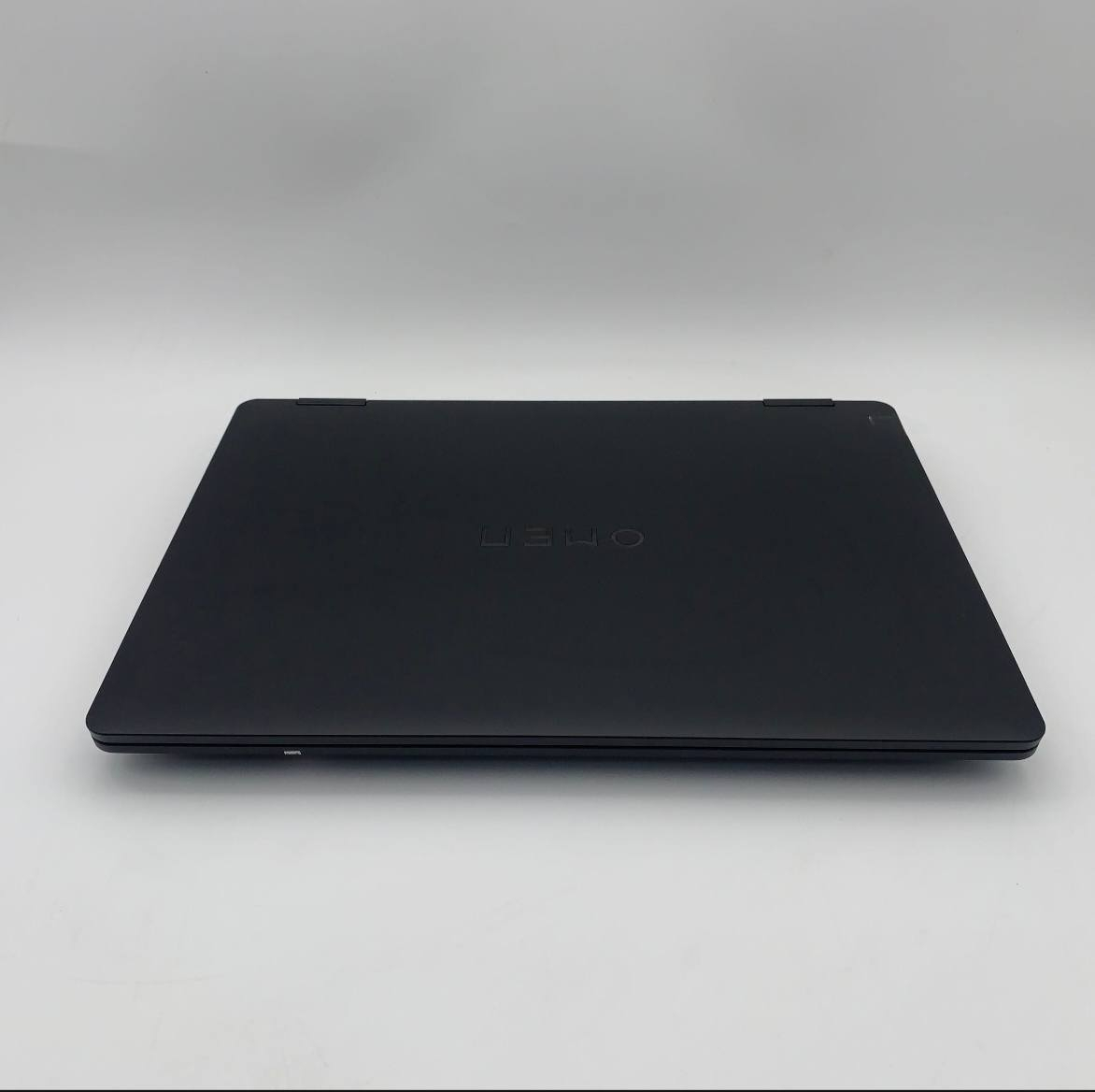 HP omen shadow spirit 11
cpu AMD Ryzen9 8945HX, 
 gpu 5070 rtx, 
ram 16 GB,  
1tb ssd

.
 
.
مستعمل شهر السعر ٢،٢٠٠،٠٠٠ مليونان و مائتان الف قابل للتفاوض.


**إذا كنت صاحب هذا الإعلان وتريد حذفه لأي سبب، رجاءا أرسل رسالة إلى الدعم الفني**