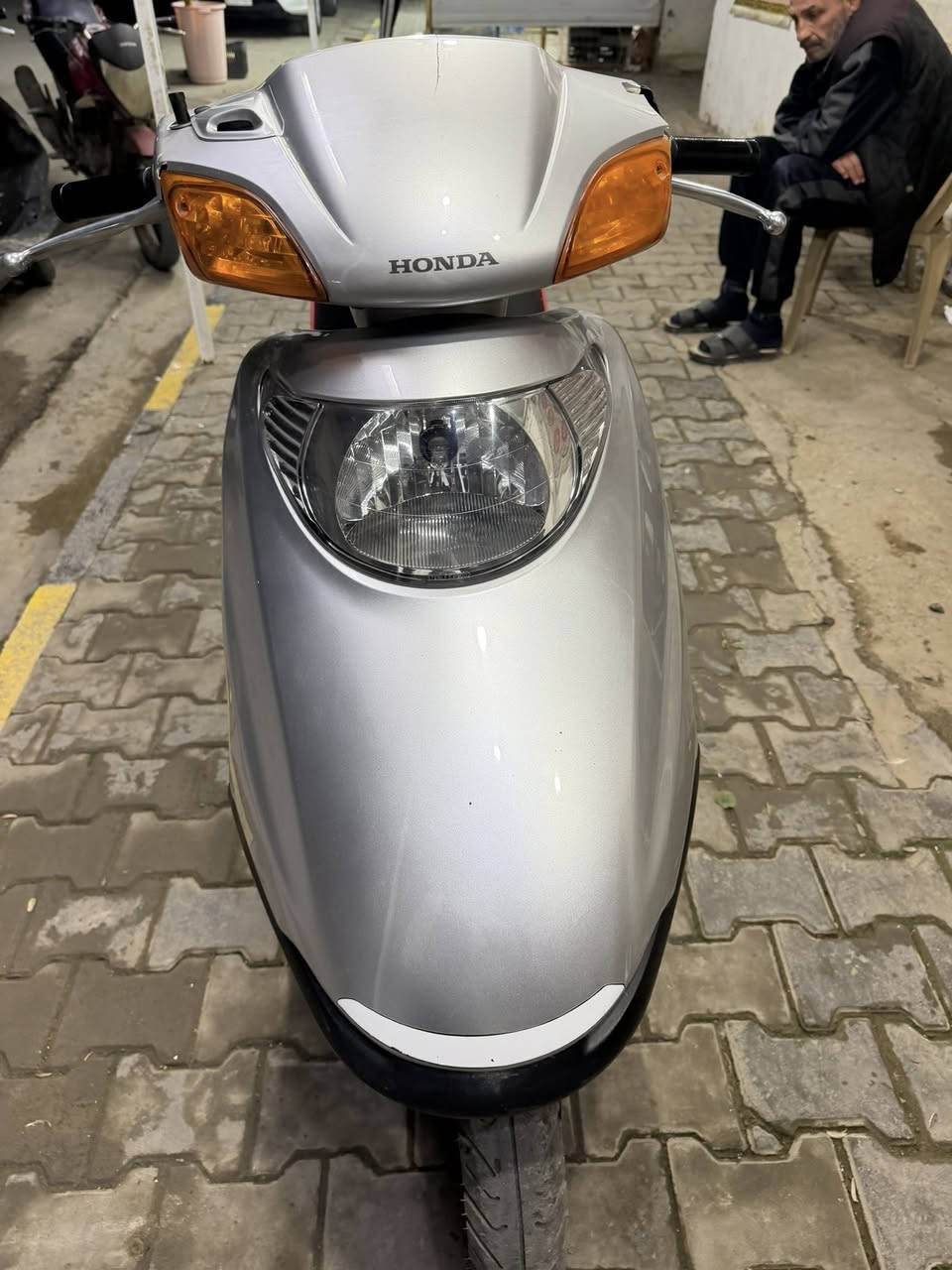 سبيسي ياباني للبيع رمبة السعر *********** دراجة صار شهر من طالعة
