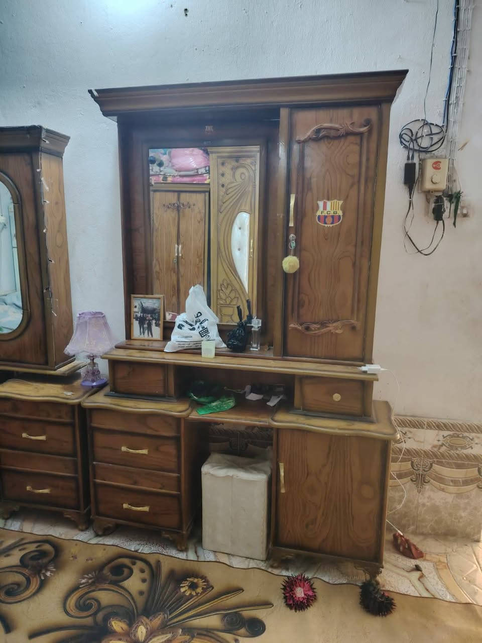 سلام عليكم غرفه نوم اللبيع نضيفه سعر 900 وبيه مجال الشراي *********** مكاني كوت الحكيم
