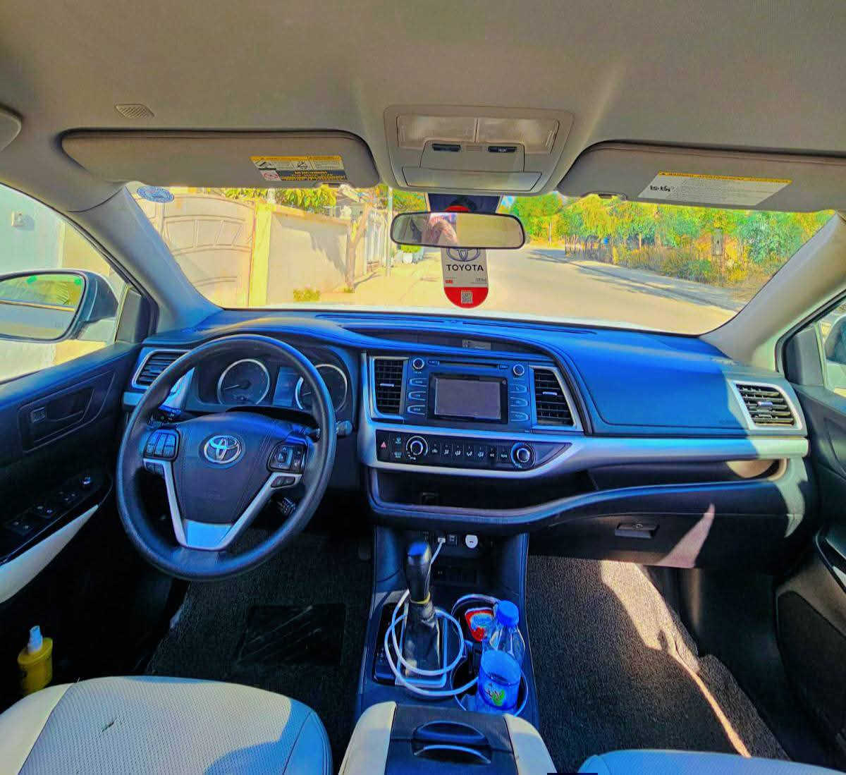 من رخصت الادمن 
للبيع والمراوس بكامري
هايلندر واردامريكي
 الموديل 19المرغوب رقم سليمانيه دولي العداد127ميل محرك6سلندر3500صدربعدما مفتوح شركةمحركك كيراكسن شرط الضررواضح وموجودة رقم الشاصي والرابط بلمنشور
(بدون إرباكات بچم كبس بدون دواخل) بشرط المواصفات سبعة راكب ثلاث قطع تبريدداخل مغلف جلدابيض كامرةخلفيةرادارامامي تحديد مسار
نظام قيادةذاتيةثلاث انظمة‏صرف الوقودتك توويل سيارةحلوةفي حالةجيدةبيهارش باب خلف السائق بلعراق وأيضن بدون دواخل
 مشروطةمن كل عيب
***********
***********

https://en.bidfax.info/toyota/highlander/8162806-toyota-highlander-le-2019-white-35l-vin-5tdzzrfh0ks302855.html?fbclid=IwY2xjawQ0_2dleHRuA2FlbQIxMQBzcnRjBmFwcF9pZAwzNTA2ODU1MzE3MjgAAR4QIgLYjDCp4lpZx-tCKUTJgpdBpPGqZWH7u6JC1gbY4PuZmZmgJSG7cdXQ7w_aem_f36nw7RmwYfqzkEFQ_8bzA
