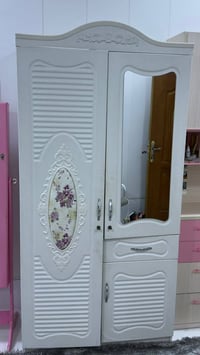 للبيع • خاص • غرفة نوم