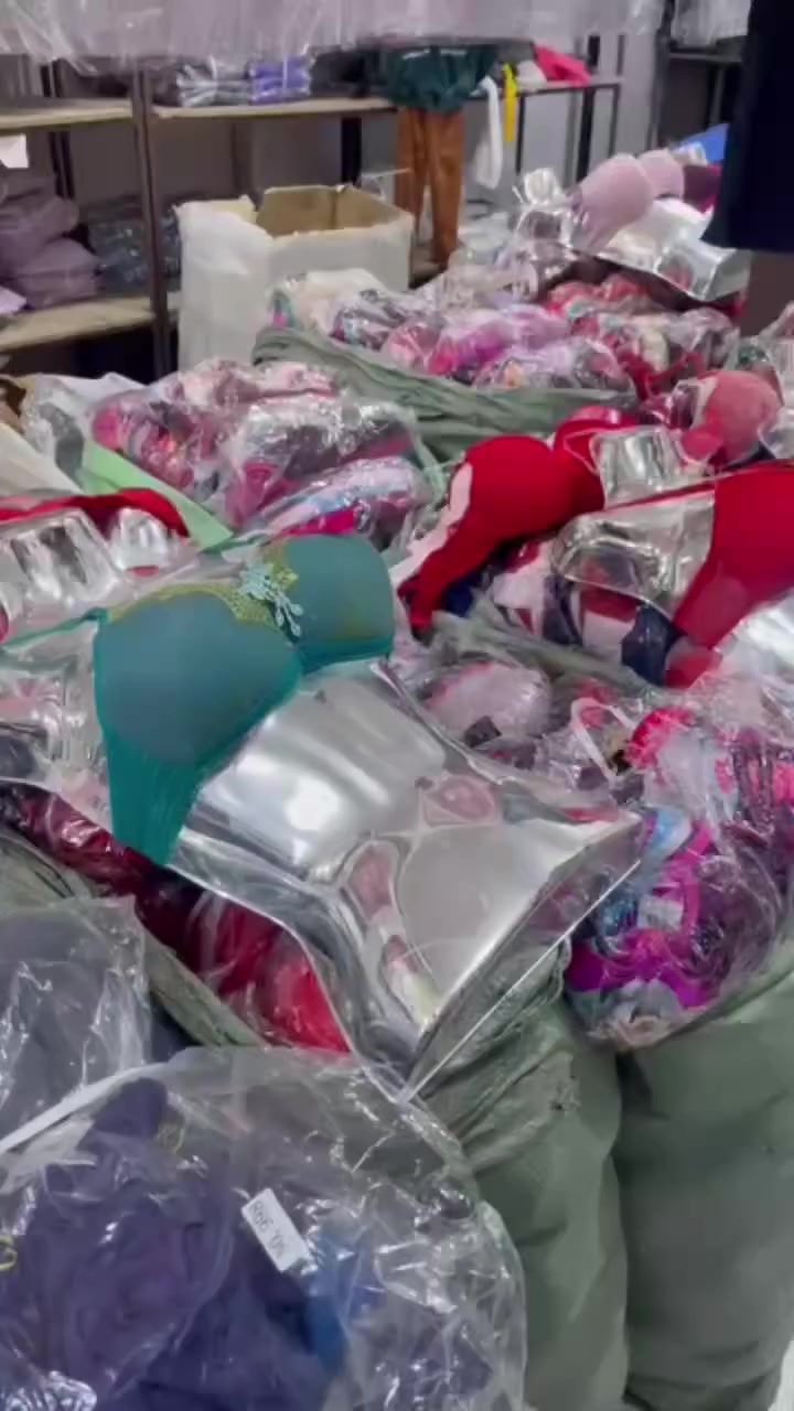 مفاجأه وصدمه🔥😱
  الف فقط  🔥🔥🔥🔥🔥😍
حمالات صدر 
قياس 36..42
اسفنجه وحده


**إذا كنت صاحب هذا الإعلان وتريد حذفه لأي سبب، رجاءا أرسل رسالة إلى الدعم الفني**