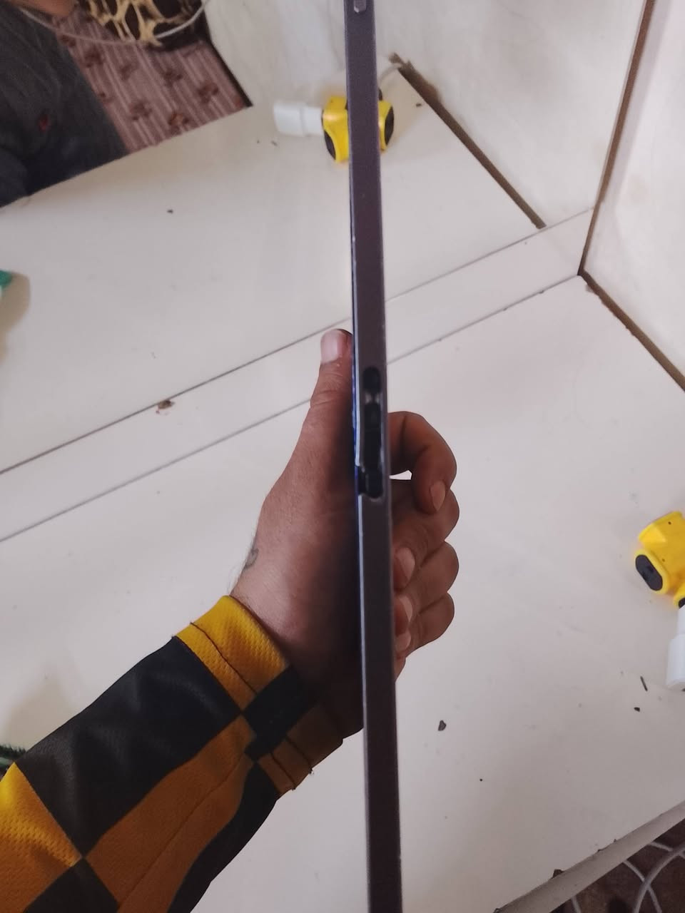 ايبات 11 للبيع ملاحظه ايبات شاشه صير بيه رمشه مرات بس مامثره عل شي رمشه مالتها وتروح وبدل بي بطاريه هم بل بوبجي 120فريم ومراوس حسب القناعه السعر 250الف


**إذا كنت صاحب هذا الإعلان وتريد حذفه لأي سبب، رجاءا أرسل رسالة إلى الدعم الفني**