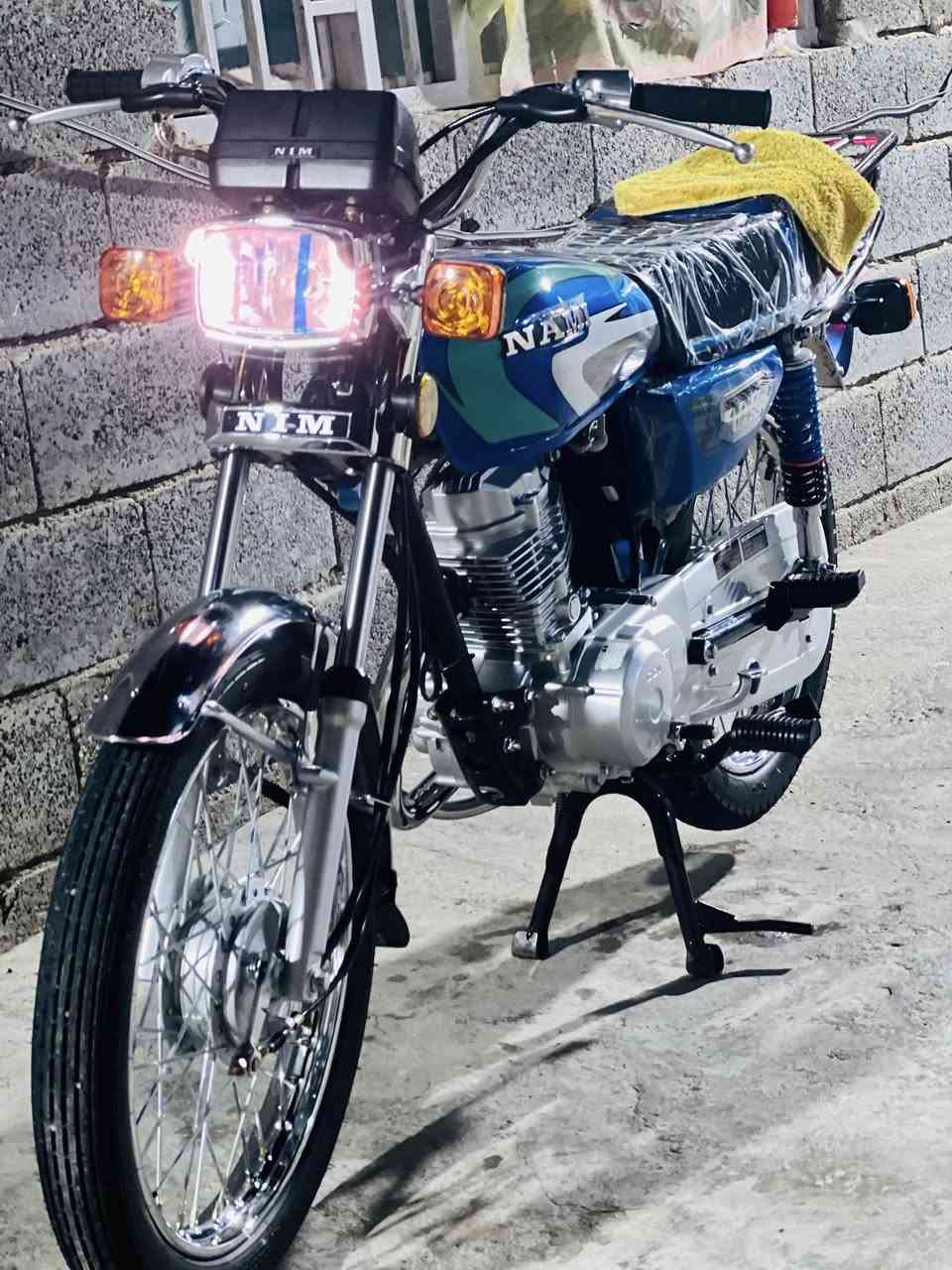 السلام عليكم ناما شلامجه تعمير غراض كلها اصليه ومختمه مابيها برغي نقص او تجاري مكينه ما مفتوحه شاصي25 اوراق استنساخ الدراجه صارلها شهرين معمره دراجه حلوه ومرتبه ومتعوب عليها مال جناي مكاني كربلاء الحسينيه ***********
