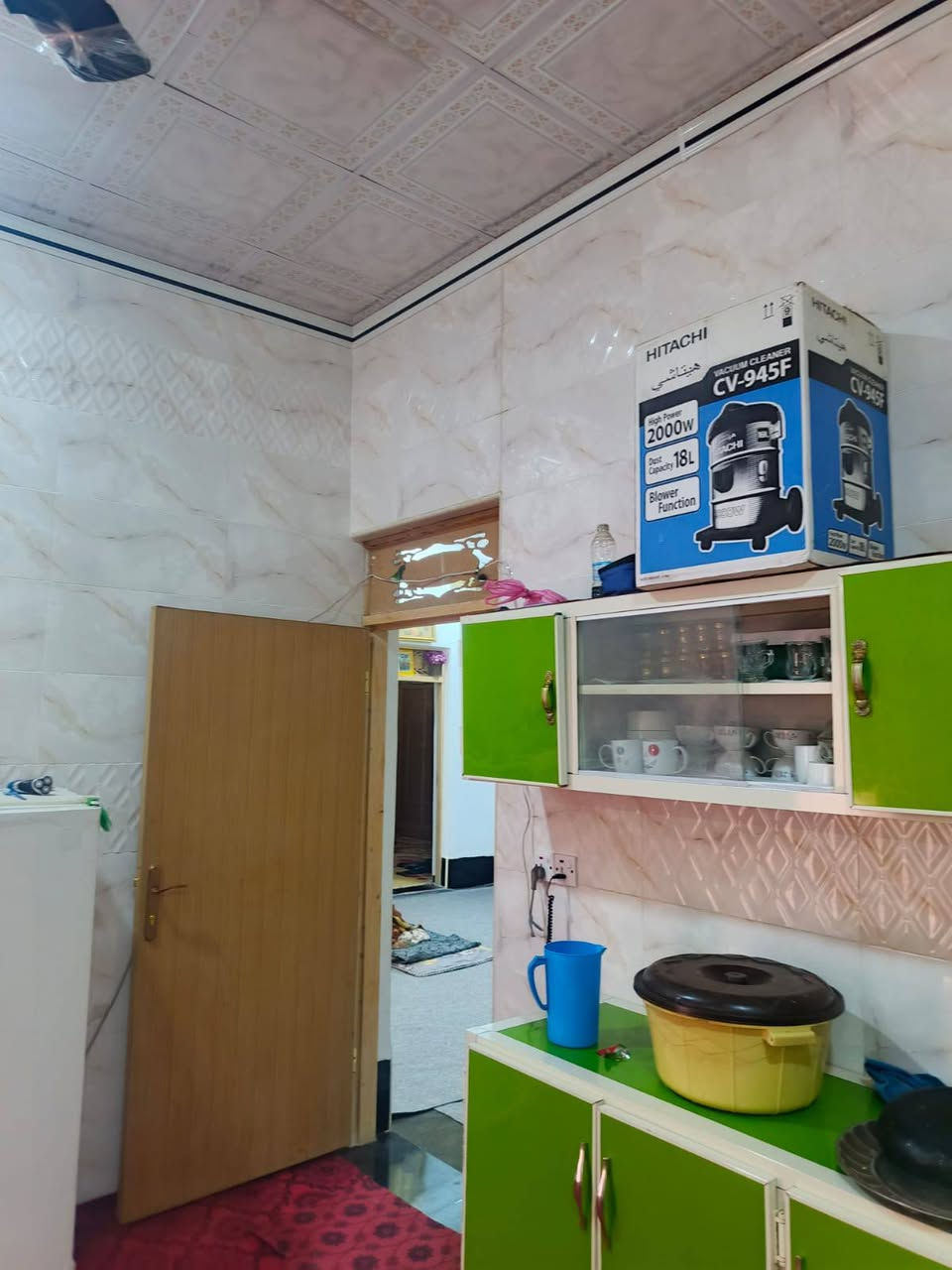 بيت للبيع المساحه 210 السعر 35 وبيه مجال للشراي يدلل موقع البيت حي الزهراء على شارع  الشريفات ***********
