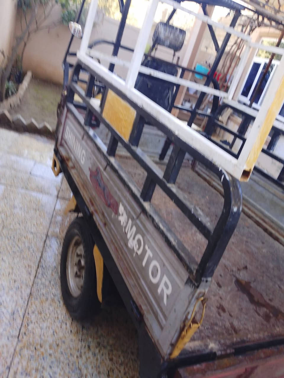 ستوتا للبيع شرط من البجم للبجم  ول محرك شرط وخمس نمر العنوان وسعر خاص


**إذا كنت صاحب هذا الإعلان وتريد حذفه لأي سبب، رجاءا أرسل رسالة إلى الدعم الفني**