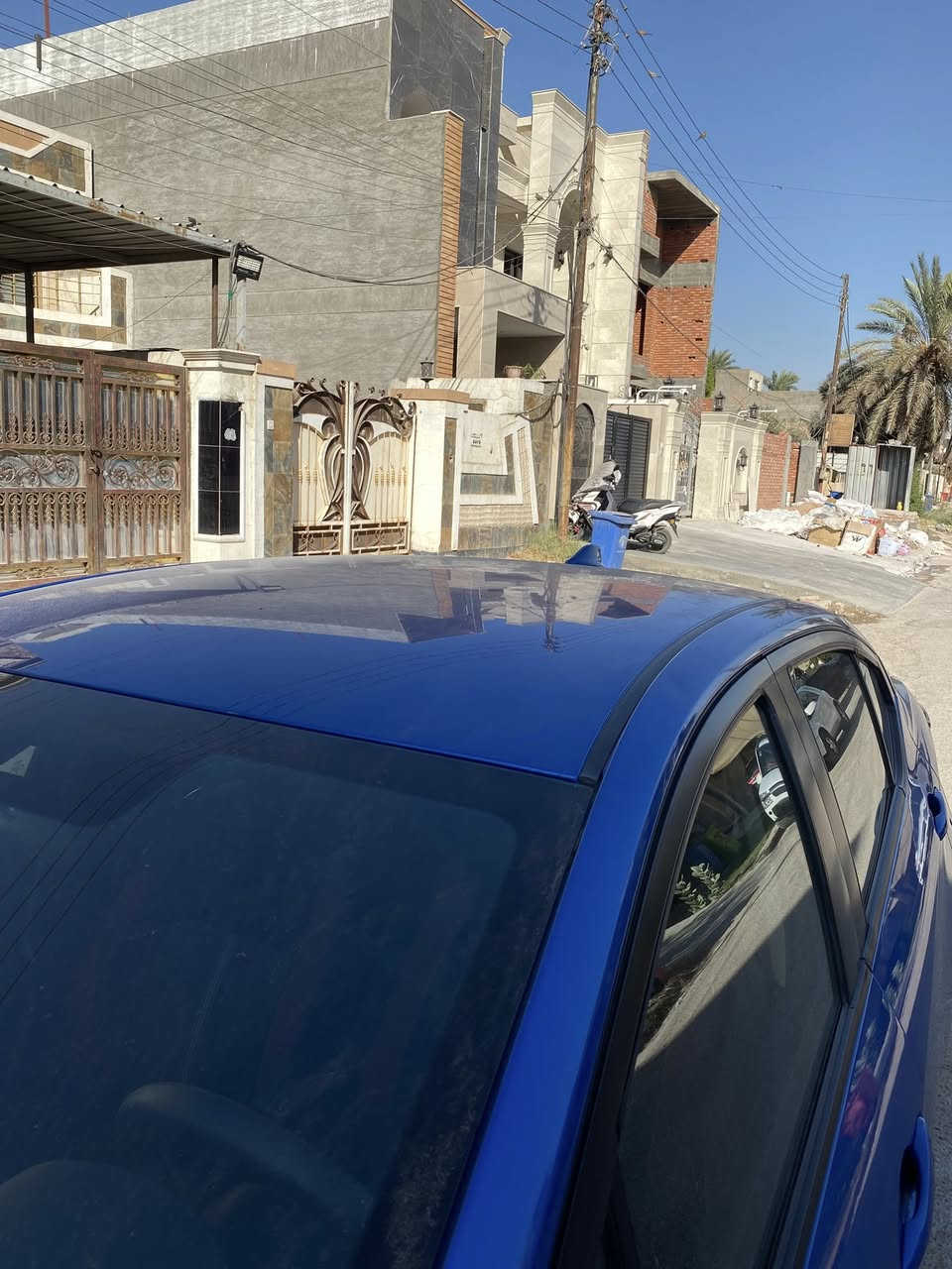 نيسان فيرسا موديل 23  وارد أمريكي ماشية 16 الف ميل حادثها فقط بنيد تبديل مرقمة بغداد باسمي للأسفسار على الرقم الاتي ***********  السعر 133 بيه مجال بسيط
