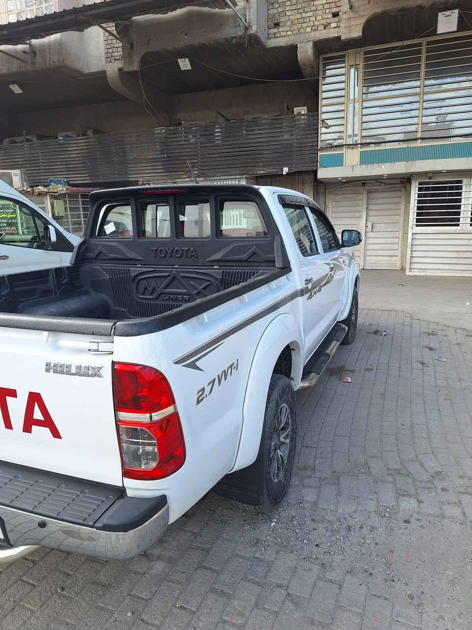 تويوتا فور وويل 2014 كير أوتماتيك رقم أربيل دولي ماشيه 165 الف محرك بلادي  مكفوله تخم تاير تريد تحويل لو وكاله للأستفسار *********** / ***********
السعر 235 $
