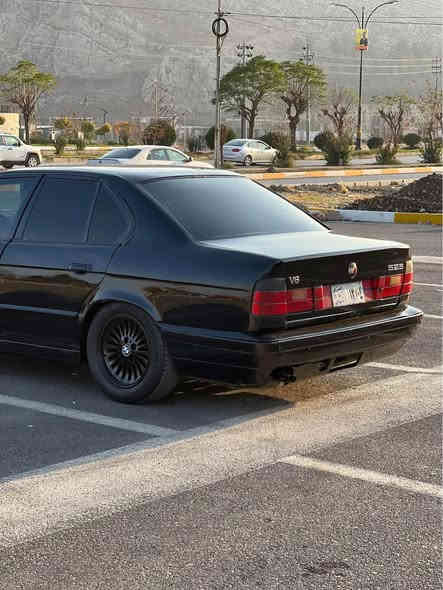 ماشاء الله له ماڵی هەموو لایەک
🦅BMW/1995/525i🦅
شتی جوان و راقی دانسقە لۆک لۆک
ئارم پلاستیک سلێمانی ئارمو ئوەلیات بەشەرت 
هەیکەلیکی هەتا بڵیی جوانو رێکی هەیە 
رەقەم ئسڵی/ کوشن جڵد /پێش گەورە/سڵایت/٩٥ فولە 
گێرو مەکینە بەشەرتی ١٠٠ فیتەر  دەکەڵو بوخار بەشەرت 525 تاک دیجیتەڵ تؤماتیک ٦گێر
موسو براوە بە بەشەرت 
پێشو پشتی دەحمی نییە بەس لای سەیاق چەمەلاخی پێشو پشتی شتێک دەحمی پێوەیە 
سەیارەکە پێویست بە وەسف ناکا 
پارەی ٥٢٠تێکی گێڕ حادییە سەحری گونجاوە
بۆ زانیاری زیاتر یان تیل بکە یان نامە بنێرەلە خزمەتام *********** فایبەر /وەتس ئەپ
شوێن .رانیە بشدار
