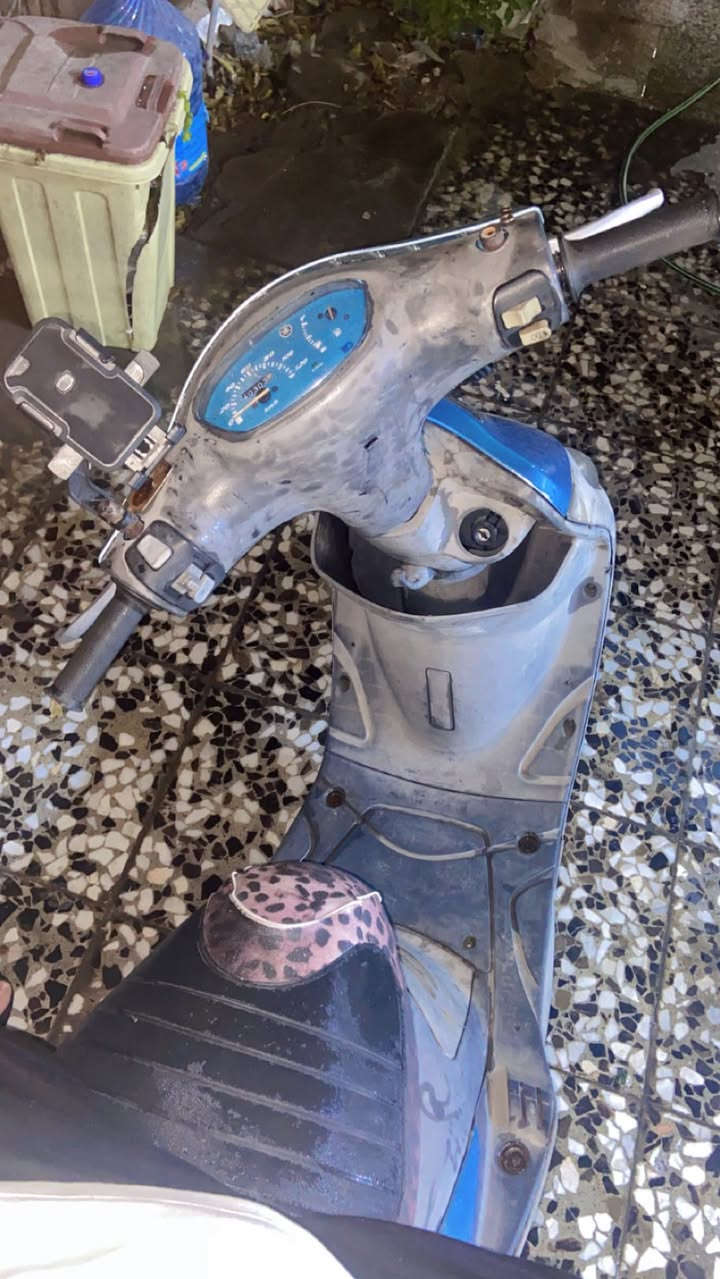 ماكس منغولي للبيع مكينه بلادي ممفتوح كفرات بلادي نكره سلف هندر كلشي مفول بيها دراجه معتني بيها بالدهن ومن كلشيء السعر خاص ***********
