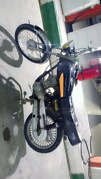 شباب دراجه للبيع 4 كير ايراني كلك   محرك فول كهربائيات شغاله ضفيره كام...