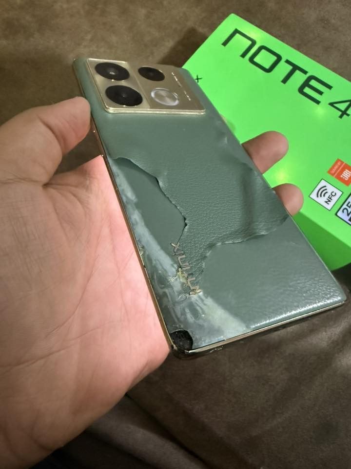 السلام عليكم انفنكس نوت 40برو للبيع العنوان الامين الثانية للستفسار ***********
