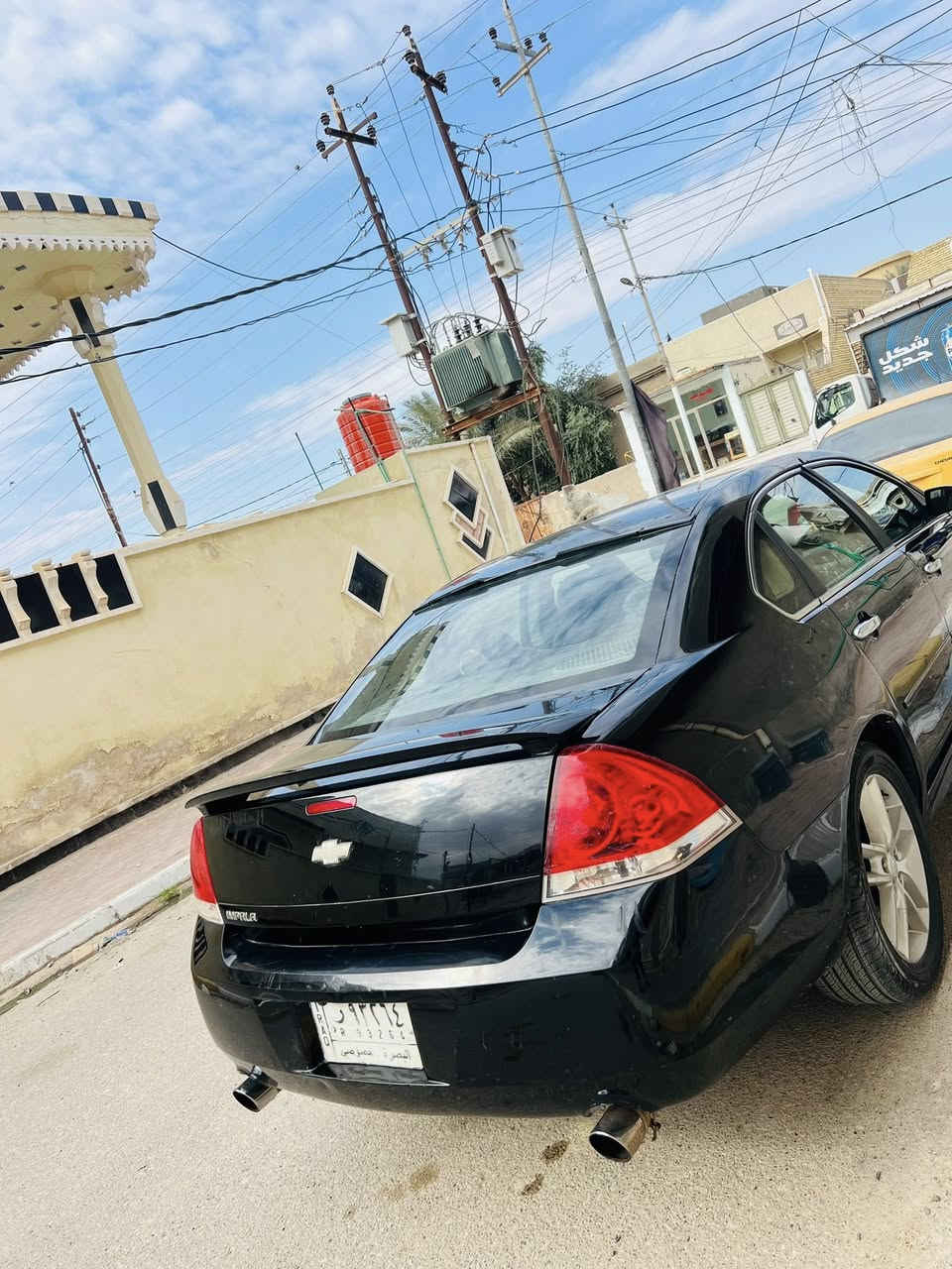 السلام عليكم امباله 13 بسمي 
السياره جاهزه محرك 3600 
بيها قطعتين تبديل ما عابر 
دمام اضافي سياوه كفاله كير ومحرك  
شكن كهربائي غرفه مخمل مكاني سماوه مركز 
***********
