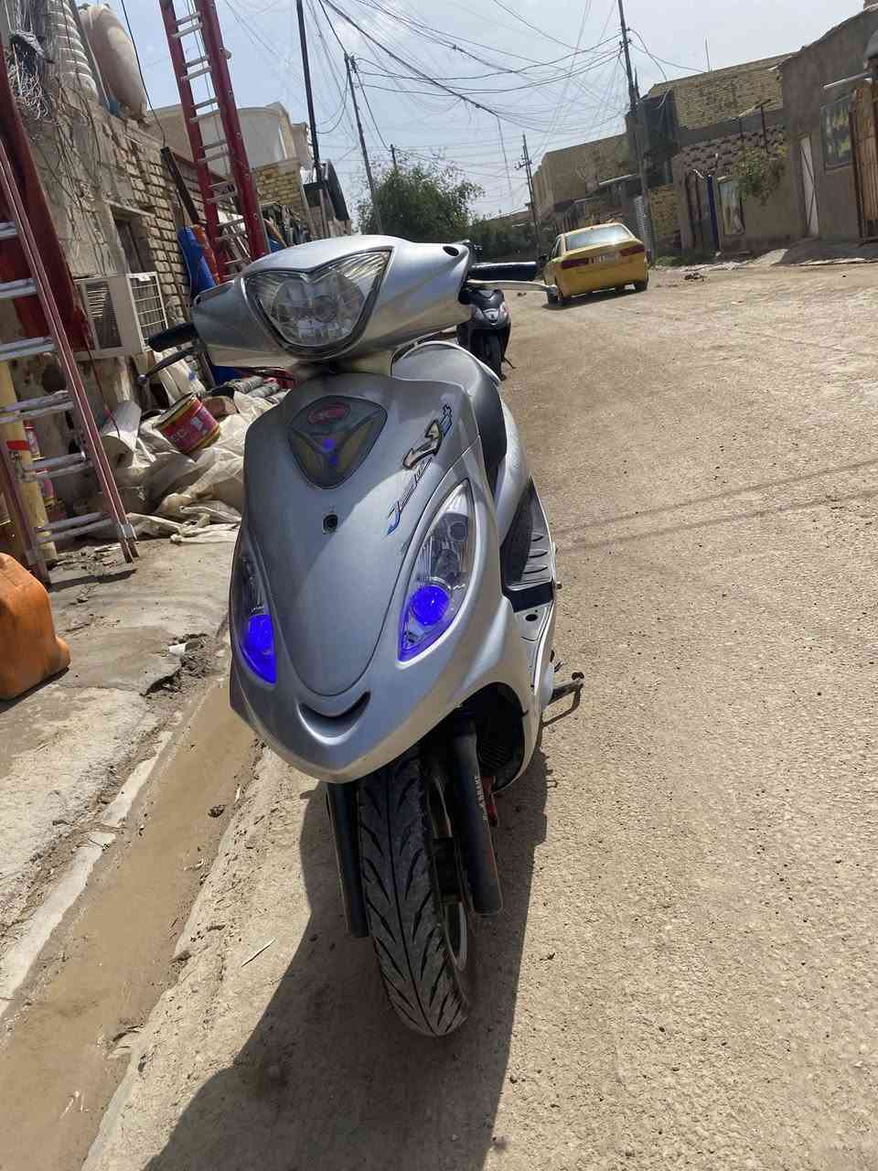 سلام عليكم شباب دراجه كامكو v2فحل مديل  16 كفاله عامه ما عوزه أي نقص مكان الرفاعي السعر ٧٥٠ أو مراوسه 
***********
