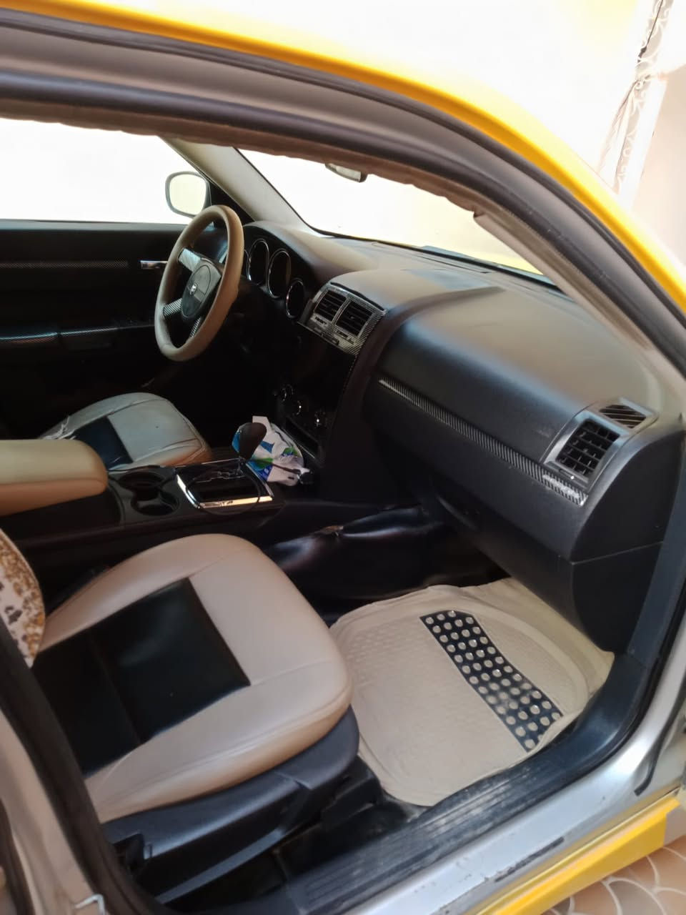 جارجر موديل 2010 مكفوله من كلشي السعر 105 وبيها مجال ***********
