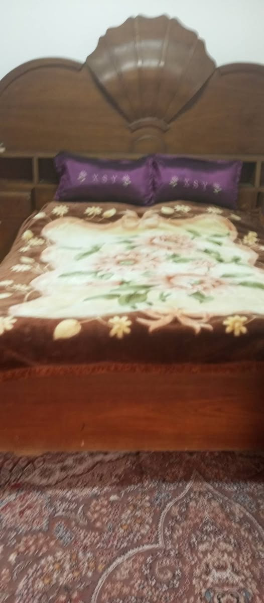 غرفة نوم مستعملةللبيع  كاملة مع ملحقاته.  الاستفسار 📞 ***********
