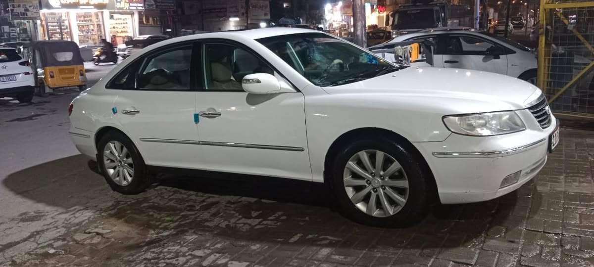 سلام عليكم..
هونداي ازيرا  موديل 2009 خليجي شركة الكاصد
محرك 3300 مكفولة كفالة عامة من صبغ وضربه وتبديل وفتح فقط الموجود بالسونار.
ماشية 165 الف كم
 المواصفات : 
● فتحة سقف 
● كشنات جلد 
● كشنات كهرباء السايق والجانب.
● تبريد امامي خلفي جيد
● برده خلفيه 
● تحكم ستيرن جهتين 
● شاشة كار بلاي وكامرا خلفية.
● حساسات خلفيه 
● ستيرن كهرباء
● كير و محرك نظيف جدا
● حداديه امامي خلفي جيد فقط  بوشة نظافة وسط فحصتها قبل كم يوم سويت صيانة شاملة ( منظومة البانزين كلها مجاول وبلكات ونوزلات وجويتر وفيت بمب)عند ورشة سجاد الموسوي.
● تخم تاير + باتري جيد
● كهربائيات كله شغاله 
● صيانة كاملة وتبديل مروحة جديدة + مروحة إضافية ستاركس + اذانات محرك 4 جدد
السيارة بأسمي رقم دولي+ هزة جديدة و سنوية لغاية 2030 .
السعر 97 ورقة وبيها مجال بسيط للشراي اتصال على الرقم *********** 
مكاني بغداد / الدورة
