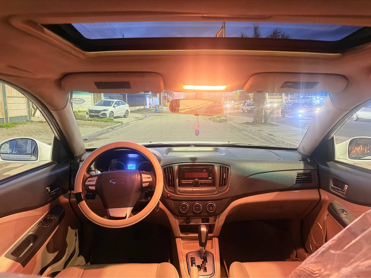 E5 موديل 2014 فول موصفات  سلايت كير محرك شرط سنواي جديد رقم دولي هز براد كل جديد ابسمي بدون صبغ بدون ضرار بس بيه مكان وحد تعديل شي اصغير صدر جديد باتري جديد تايرات جديد كهربايات كل شغل تبريد ثلج  سياره مال بيت سعر مناسب عنوان كركوك  واسطي يم معوقين  سعر 67 وبيه مجال بسيط  *********** كركوك, العراق
