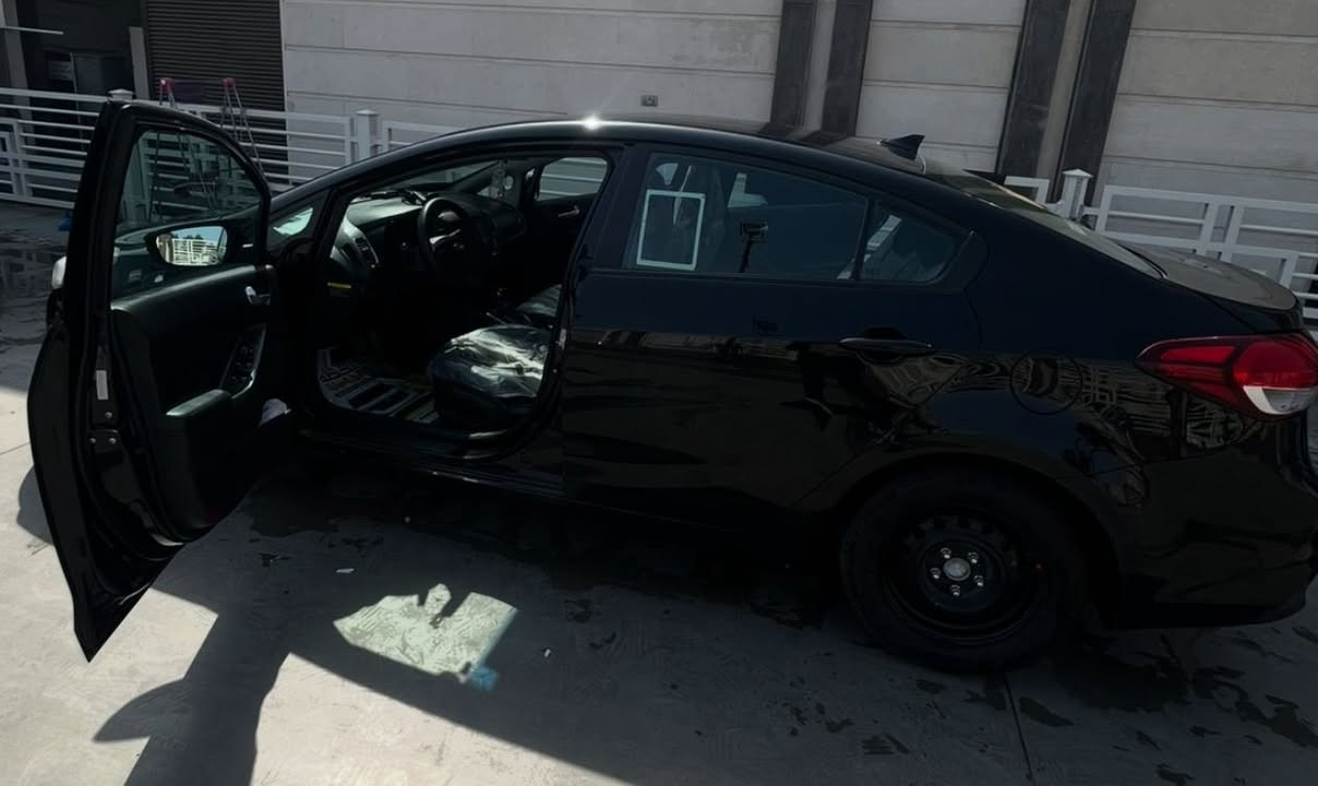 سلام عليكم سياره فورتي موديل ٢٠١٨ سياره كير مكينه خير من الله مكانها بغداد سياره ما ناقصها اي شي  حادثها مو موجود بل منشور 
سعرها ١١٦
رقم ***********
