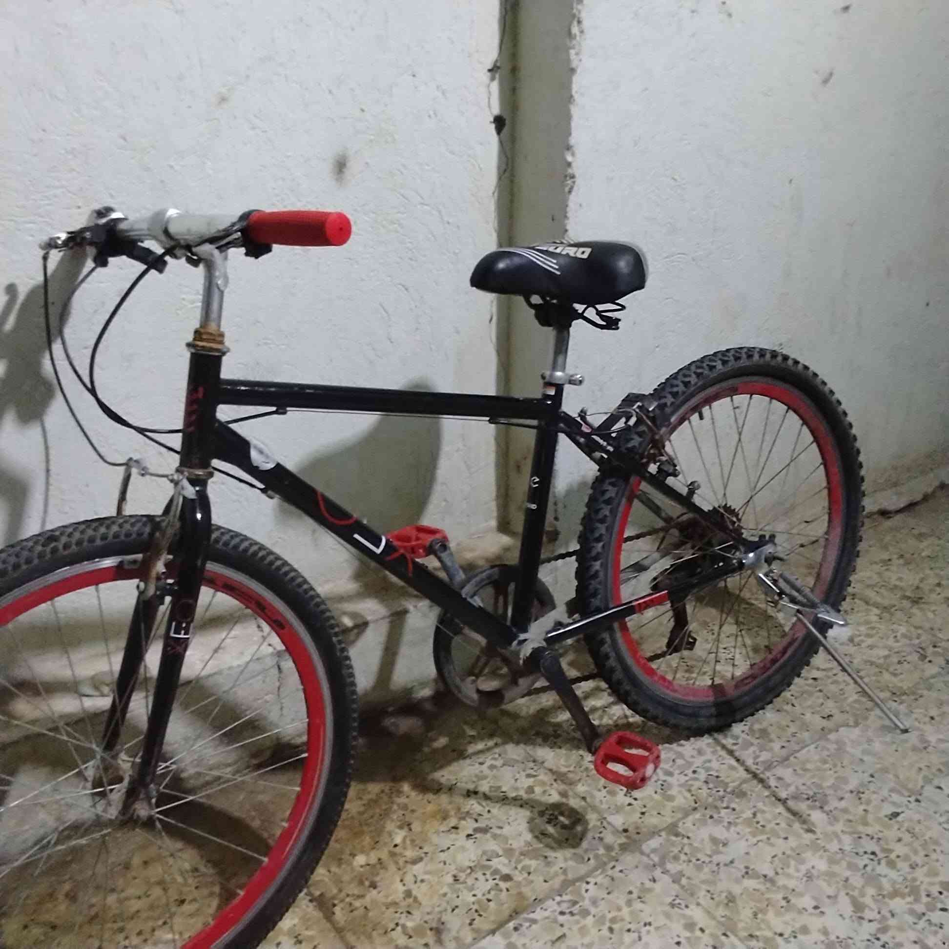 بايسكل للبيع في كربلاء حي الرساله حجم 22. ياباني سعر 60


**إذا كنت صاحب هذا الإعلان وتريد حذفه لأي سبب، رجاءا أرسل رسالة إلى الدعم الفني**
