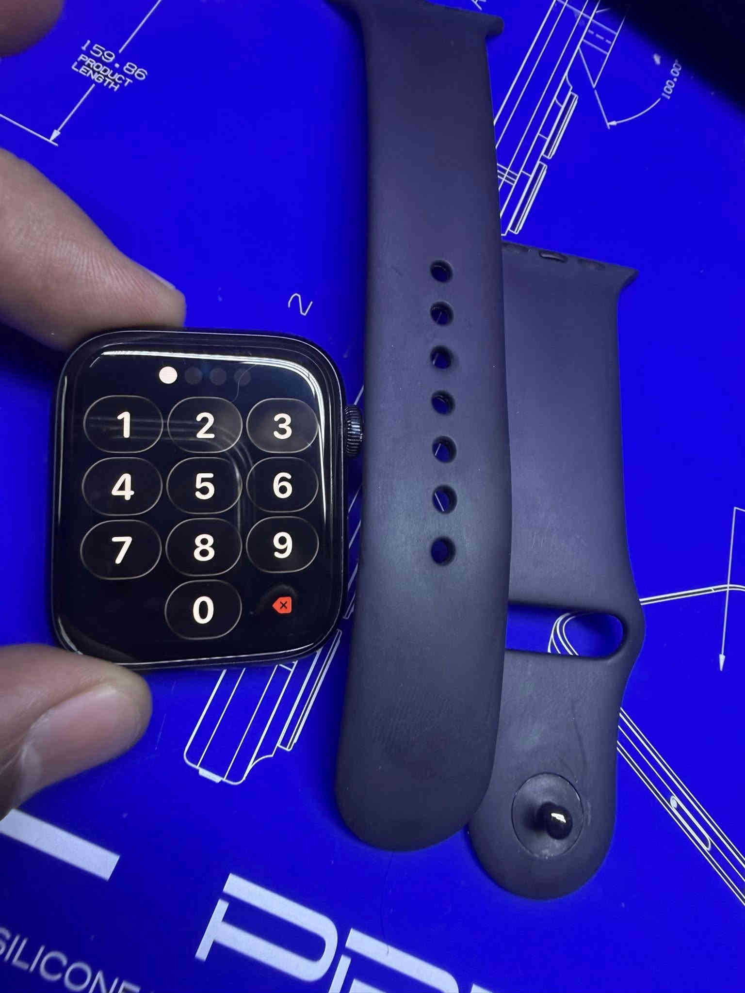 السلام عليكم 
ساعة ابل SE (الجيل الثاني ) 
حجم 44
ذاكرة 32 
باقي لضمان 8 اشهر 
بطارية 100
نضافة 100‎%‎
كيبل اصلي 
سعر 200
بغداد الشعب حي التجار 
***********
