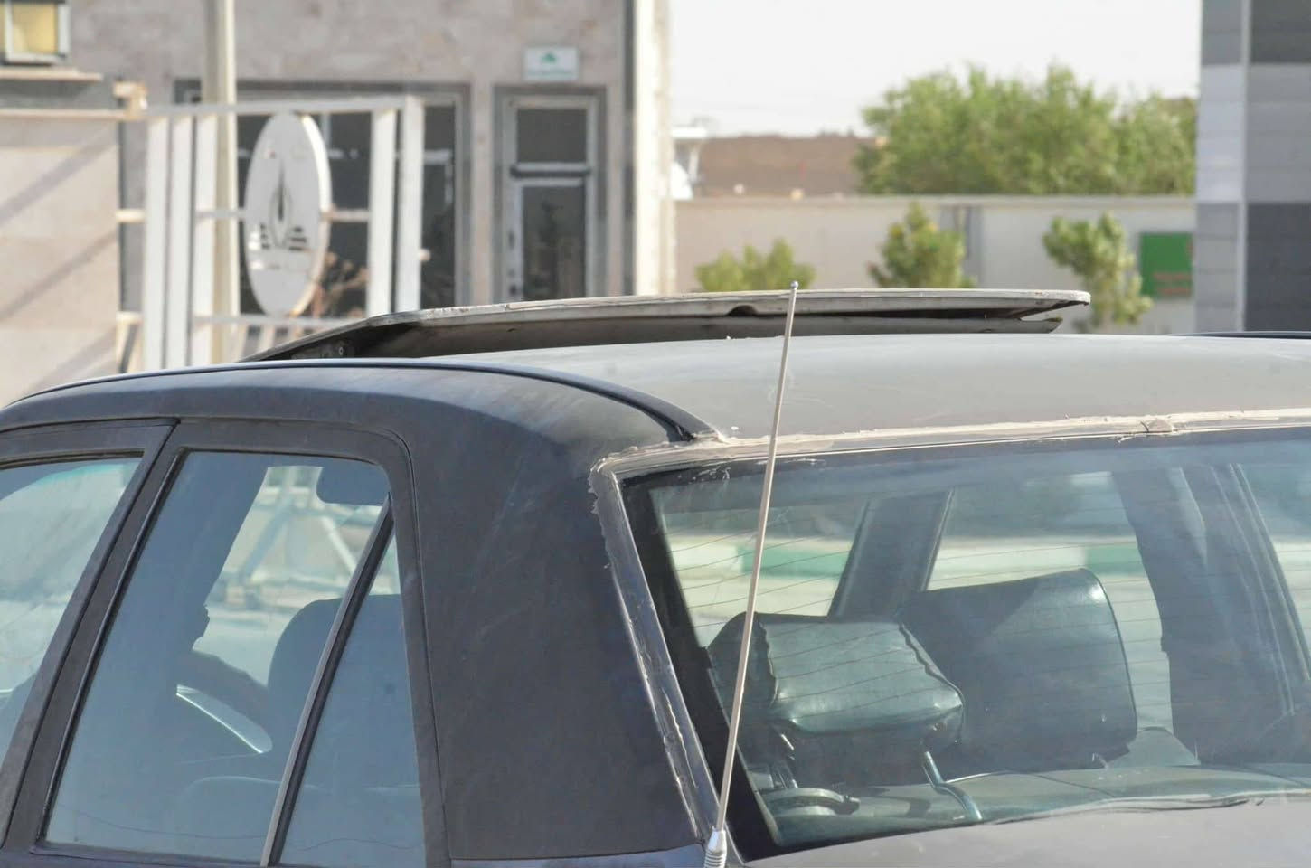 مارسدس دب 91 رصاصي غير محدد. محرك بطه 2500 ديلكو
رقمها انبار مشروع وطني مكانها واسط السعر 36ورقه وبيها مجال حك الجيه 
غرفه جلد كهرباء 
قاعده جهة السايق مصلحه 
كيرها يأخر النمره الثانيه 
واتساب او اتصال ***********
