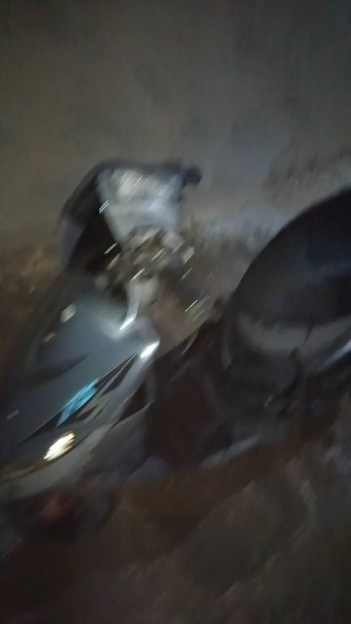 سلام عليكم
دراجه البيع صارلها 3اشهر من طالعه حاويه 
دراجه شلعه حلوه كهربائيات شغاله 
تشتغل سلف وهندر وكل 15يوم ابدل الها دهن بروبتوب

شركة زيوت المحركات السعر 900وبيها مجال الطيبين 
الرقم التواصل *********** واتساب فقط
