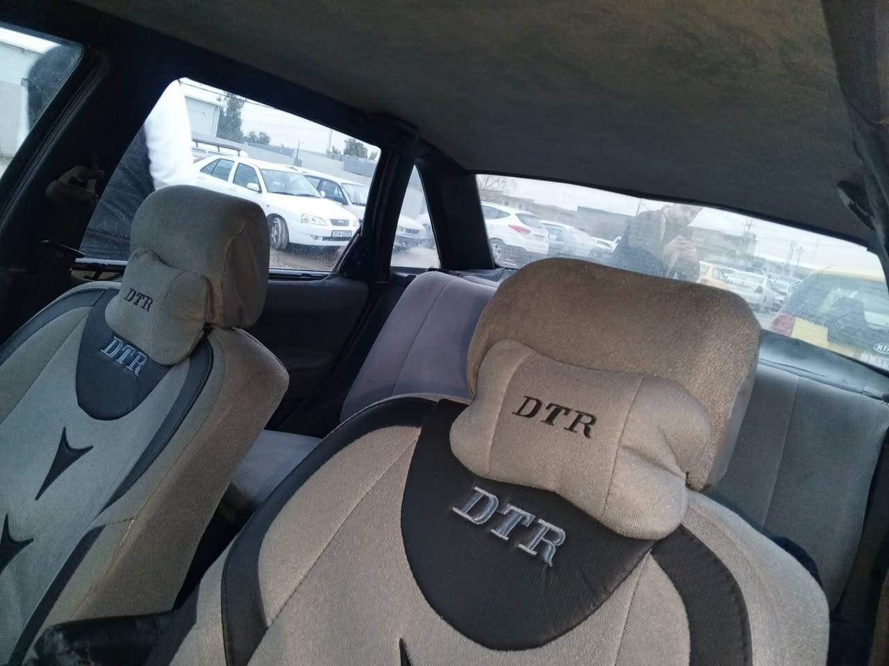 السلام عليكم سياره باسات موديل 89رقم اخضر شرط تحويل كربون بانزين سنويه خضره مكينه كير شرط كير أربع نمر طخم جديد دخلى نضيف سعره 27 بيها مجال *********** مكان سياره نوصل الأيمن
