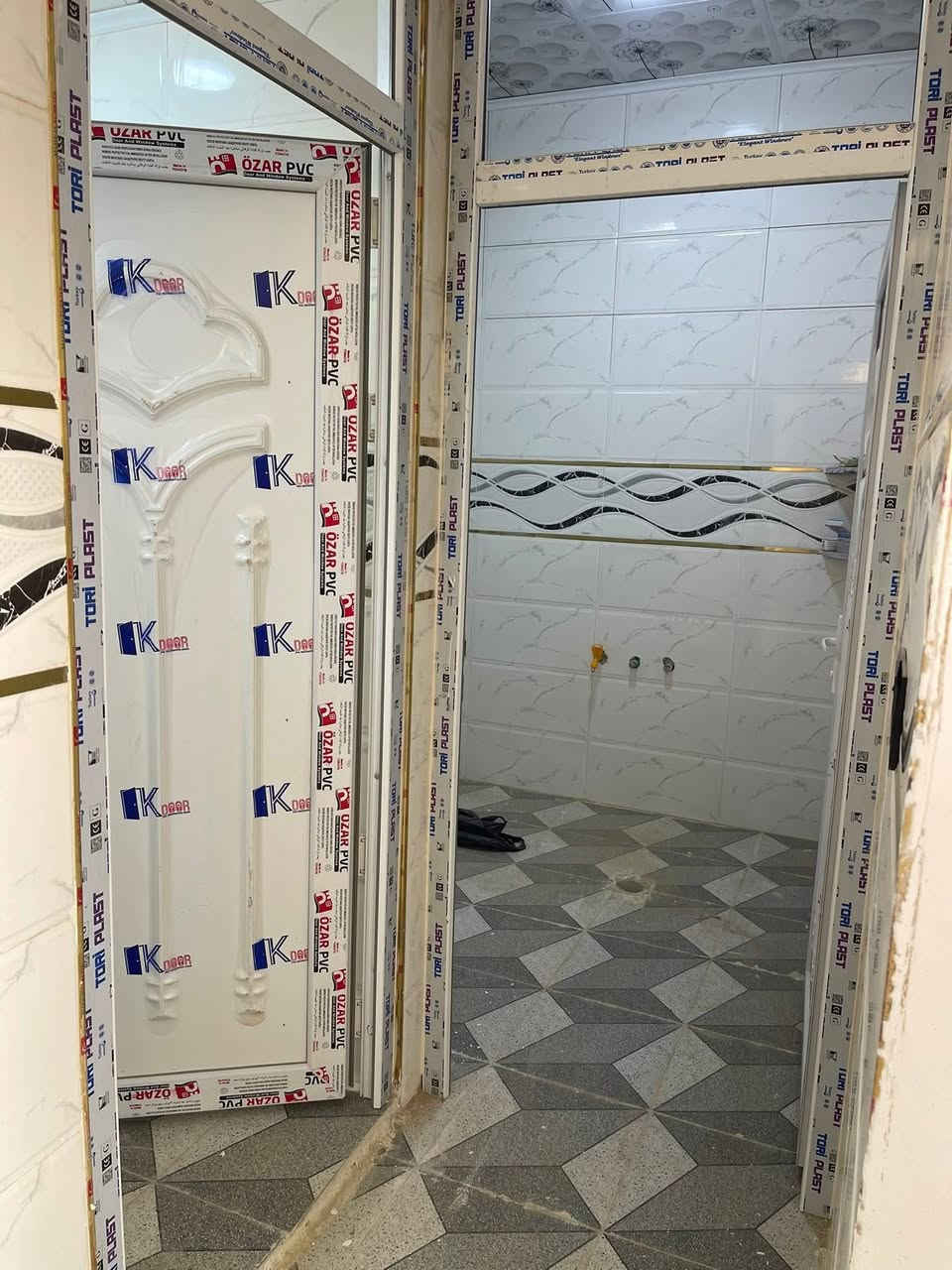 بيت للبيع في القوسيات حي زيتون قرب اسواق ابو علي المساحه150مترسعر65الاستفسار ***********📞***********
