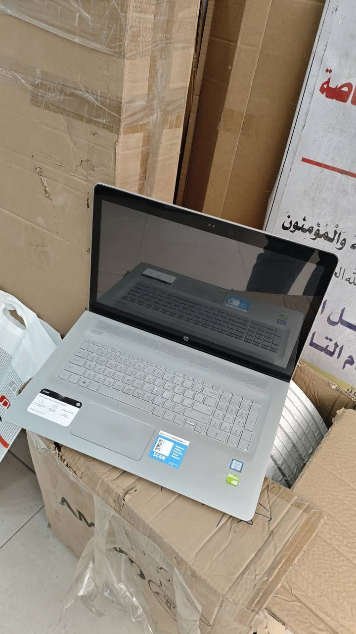 السلام عليكم 
لاب توب للبيع 
الاسم 
HP ENVY M7 NOTEBOOK
المعالج i7 الجيل السابع 
الرام 16 GB
الهارد نوع SSD حجم 512 GB  
 كرت شاشه خارجي 2 كيكه 2 GB NVIDIA
كرت الشاشه الداخلي 8 GB
حجم الشاشه 17.3 لمس 
السعر 550 الف


**إذا كنت صاحب هذا الإعلان وتريد حذفه لأي سبب، رجاءا أرسل رسالة إلى الدعم الفني**