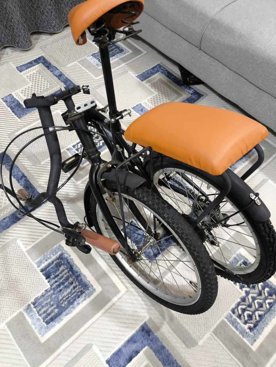 بايسكل حجم ٢٠ الطباكي ياباني ٧نمر كش نضيف السعر ١٠٠ وبي مجال شويه


**إذا كنت صاحب هذا الإعلان وتريد حذفه لأي سبب، رجاءا أرسل رسالة إلى الدعم الفني**