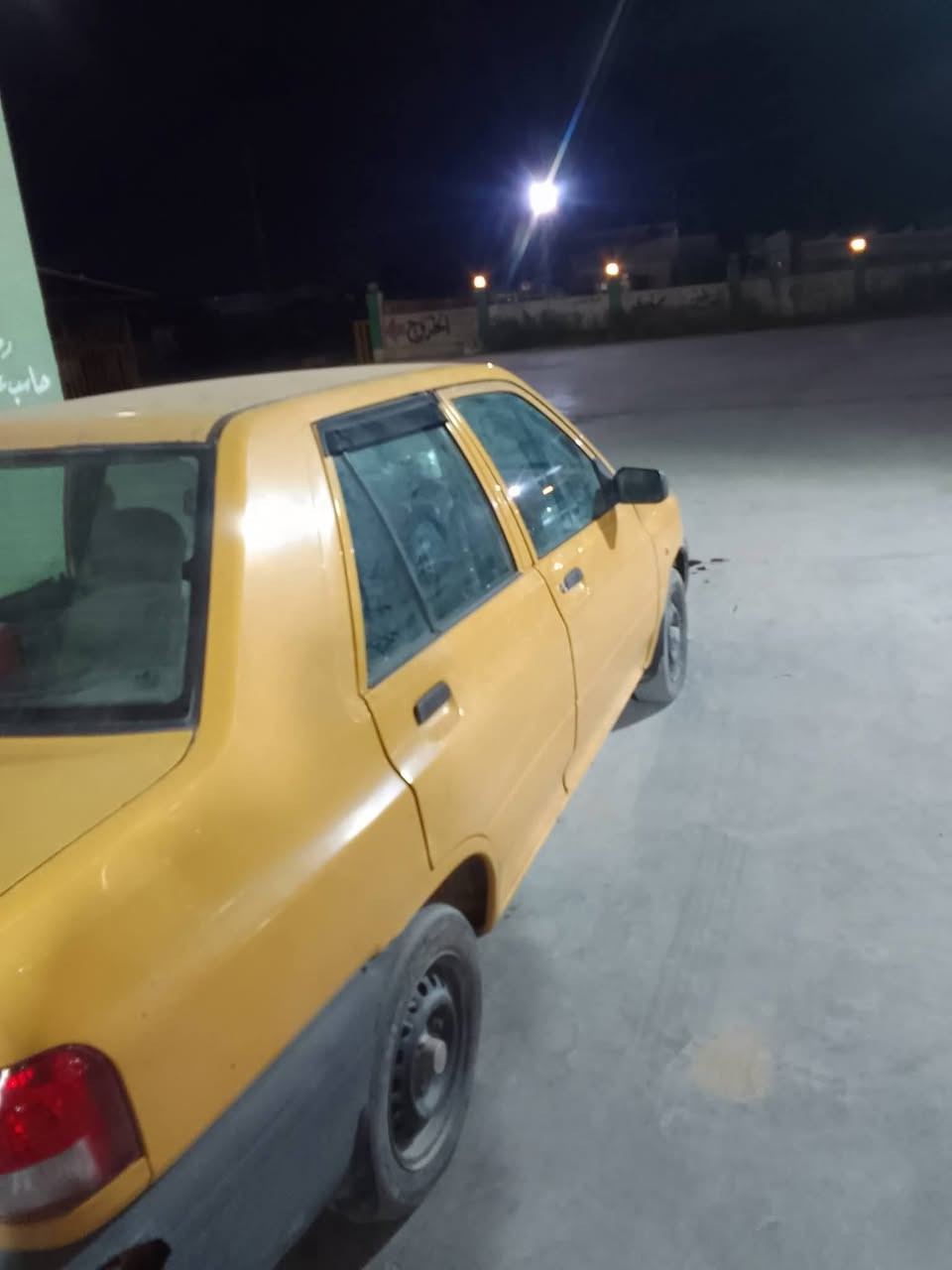 السلام عليكم
سياره البيع موديل 2015

سياره بسمي تحويل مباشر 

سياره كشر نضيف 

دواخل نضيفه 

رقمي سياره بغداد 

بس 

بيه تنقيص دهن 

سياره حلوه كشره نضيف 

سعره 33 

بيه مجال بصيط

سياره ما مطلوبه 

رقم هاتف 

***********

عنوان  بغداد بسمايه
