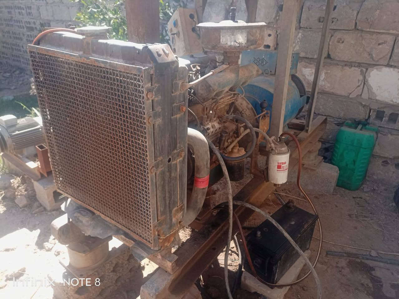 بيركينز صيني جاهزه شغاله 24 كيفي 

السعر 13 ورقه 

العنوان كربلاء الحر 
***********
