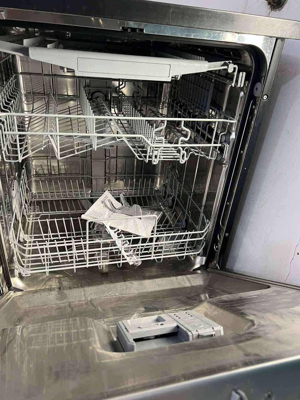 غساله الصحون مامستعمله بس شويه شخطه بل باب السعر 400


**إذا كنت صاحب هذا الإعلان وتريد حذفه لأي سبب، رجاءا أرسل رسالة إلى الدعم الفني**