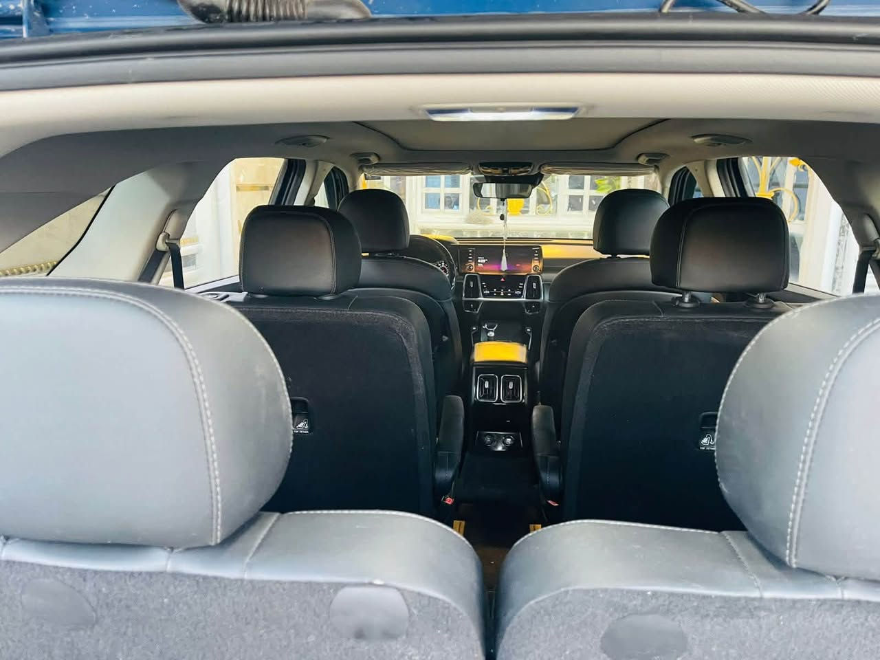 سلام عليكم سورنتو موديل 2022 فوووول واحد عله واحد 4 سلندر تيربوو لون مميز بسمي ثاني يوم تحويل 7 راكب ماشيه 17الف حادثه بسيط  راسلني ودزلك صوره حادثه وتدلل
 لسعر 225 مكاني بغداد بلديات الأمن العامه  
***********
