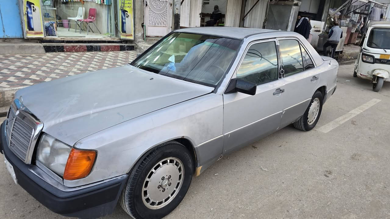 مارسيدس 89 نظافه فووول
للبيع ***********
وسعر خيالي
