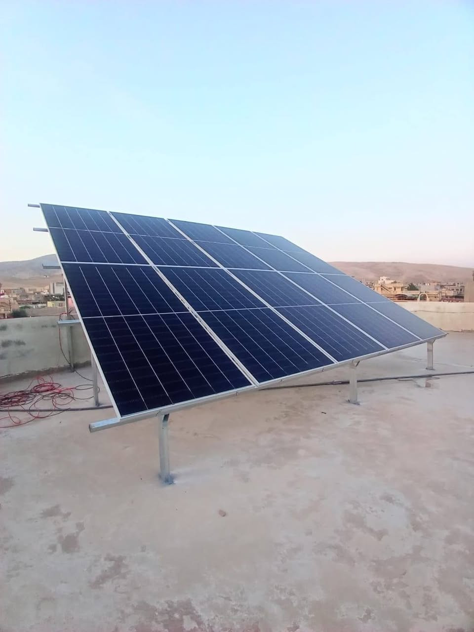 🚨مشروع جديد من "شركة الطاقة الذكية"   في باعدري 

نفّذت شركة طاقة الذكية منظومة شمسية متكاملة للزبون: السيد خديدة سلو الياس 
📍 الموقع: باعدري 

⚡ مواصفات المنظومة:
المنظومة تغذي  22 امبير صباحا و 16 امبير مساءا 
المنظومة تدعم خاصية الارجاع للوطنية ونظام التصدير الصفري 

🔹 انفيرتر 6KW Sofar Ip65 
✔️ضمان 5 سنوات استبدال 
🔹 بطاريات ليثيوم 16 كيلواط Dyness 
✔️ ضمان 10 سنوات

🔹 ألواح شمسية 620 واط عالية الكفاءة
✔️ ضمان 12 سنة

📊 أداء المنظومة:
☀️ إنتاج ممتاز خلال ساعات النهار لتغطية الأحمال الأساسية وتقليل الاعتماد على الكهرباء غير المستقرة.

💡 لماذا الطاقة الشمسية؟
✔️ كهرباء مستقرة طوال اليوم
✔️ تقليل كبير في مصاريف المولدات والوقود
✔️ تشغيل الأجهزة المنزلية بأمان وراحة
✔️ استثمار طويل الأمد يوفر عليك لسنوات

👷‍♂️ في "شركة طاقة الذكية" (https://www.taqa-smart.com) نقدم:
✅ منظومات منزلية وزراعية وصناعية
✅ منظومات On-Grid
✅ مكونات أصلية وضمانات حقيقية
✅ كادر هندسي متخصص وخدمة احترافية

📞 للاستفسار والتواصل:
Korek: ***********
Korek: ***********
Asia: ***********
Korek: ***********

🌐 "الموقع الرسمي لشركة طاقة الذكية"
https://www.taqa-smart.com

☀️ استثمر بالشمس… وودّع مشاكل الكهرباء.

#الطاقة_الشمسية
#شركة_طاقة_الذكية
#منظومات_شمسية
#SolarEnergy
#الموصل
#Roj_Solar
#Sun
#Taqa_Smart 
#Bashiqa 
#Mosul 
#طاقة_ذكية
